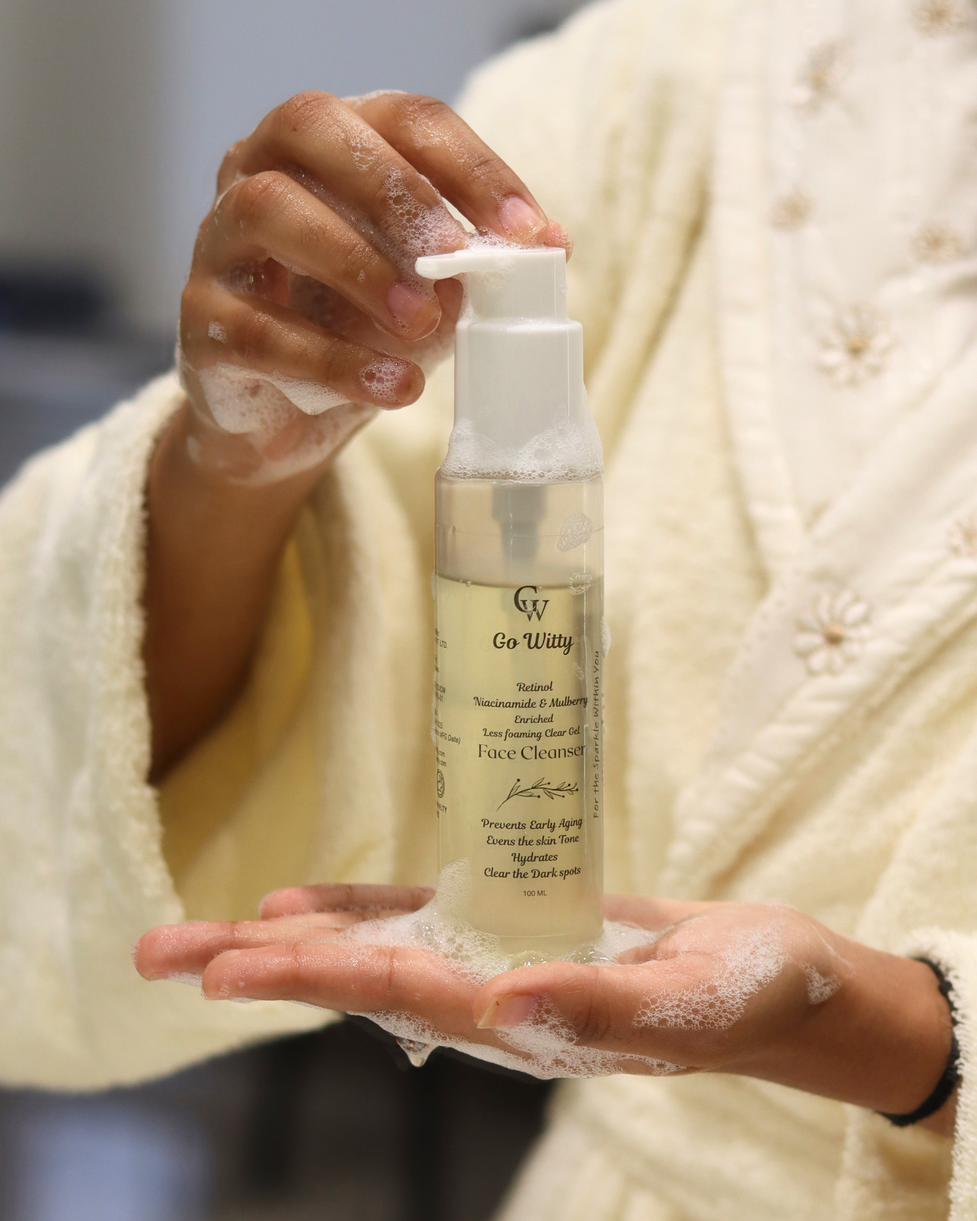 Go Witty Retinol Face Cleanser with Niacinamide & Mulberry | Evens Skin Tone, Hydrates & Prevents Early Aging | Paraben & SLS-Free | 100ml